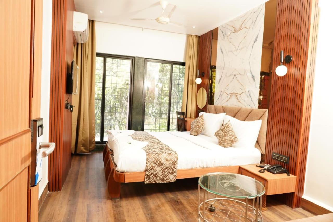 Hotel Padma Krishna Pune Exterior foto